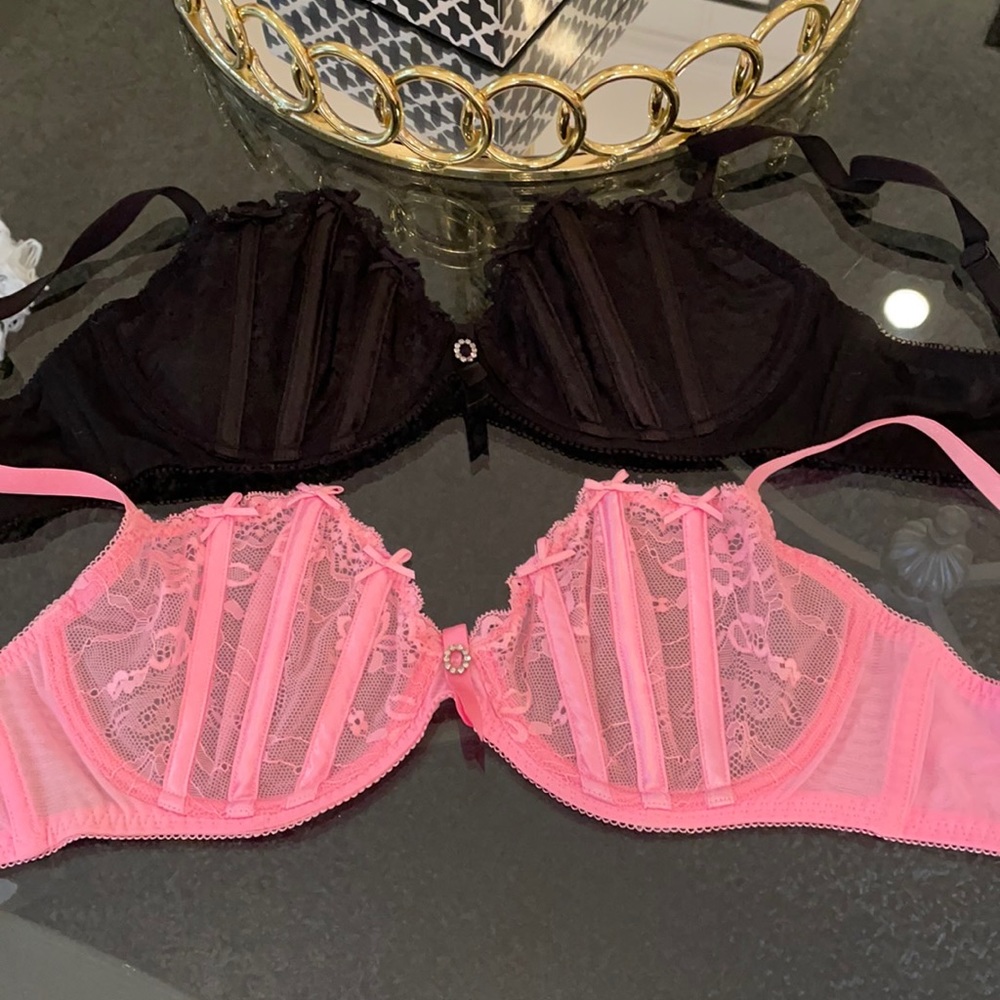 Two Bras!! - image 6